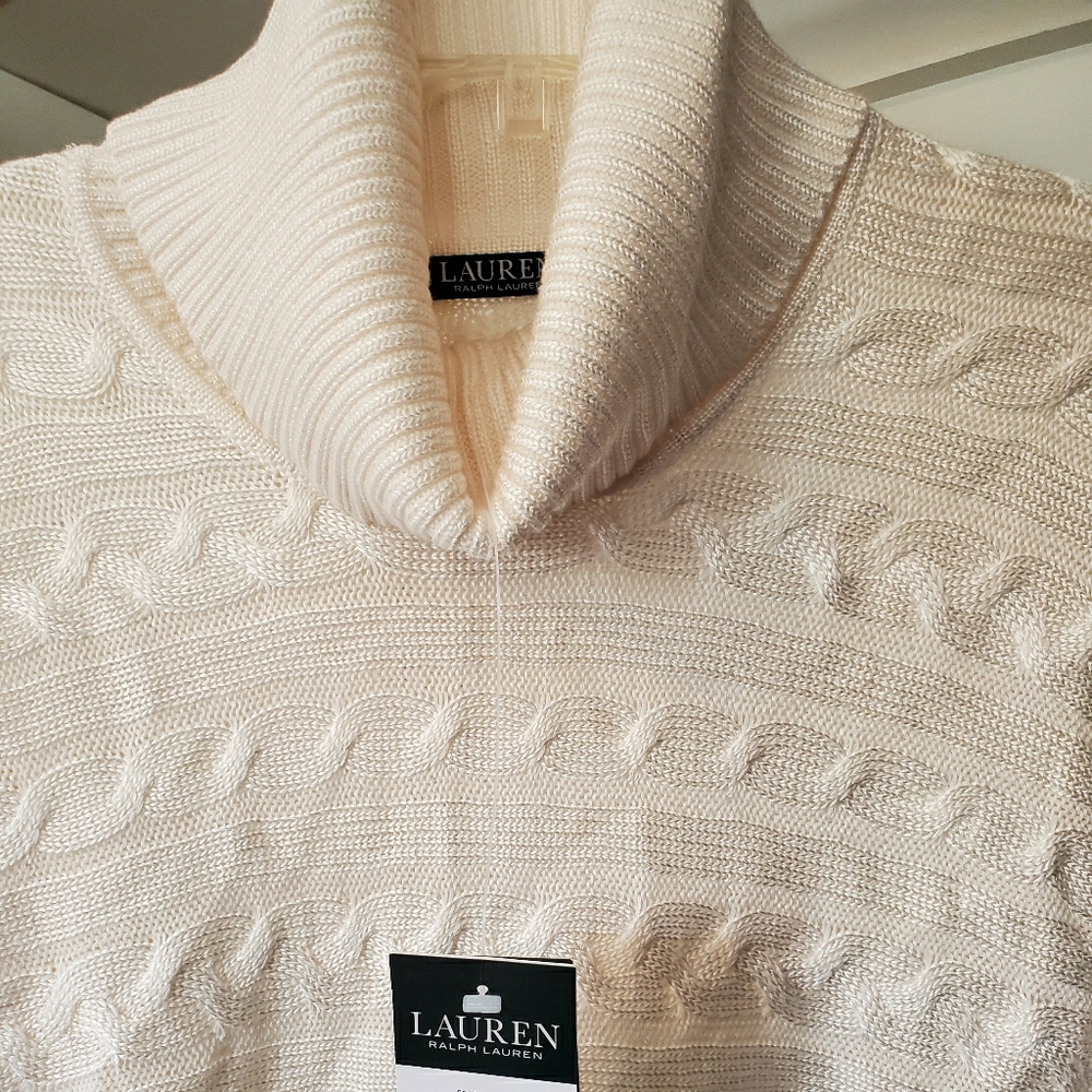 Long sleeve shirt can be sweatshirt as well
